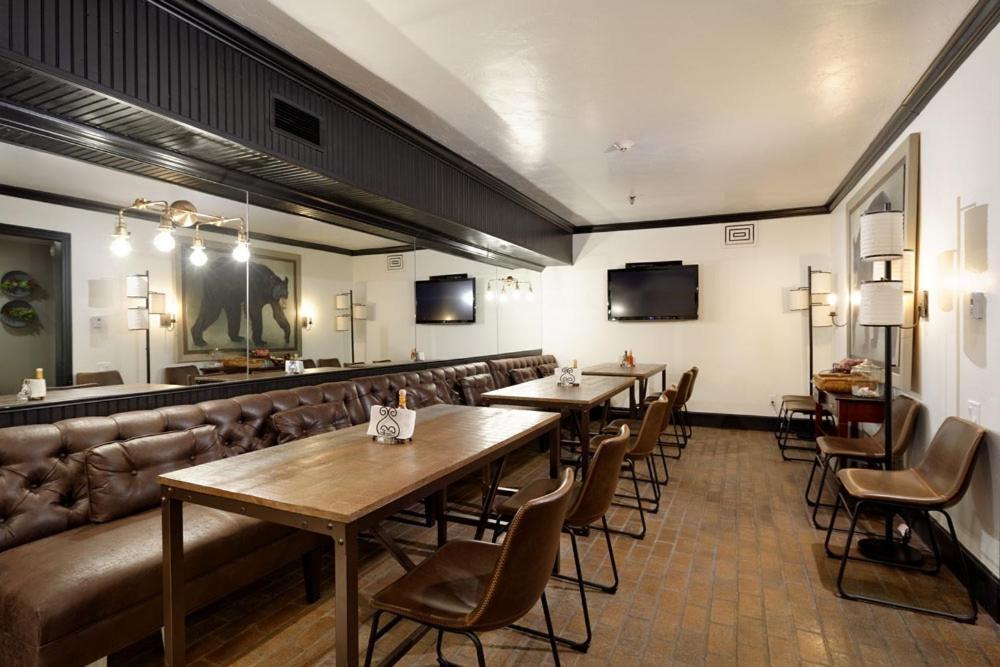 Independence Square Unit 313, Downtown Hotel Room In Aspen With Rooftop Hot Tub Luaran gambar